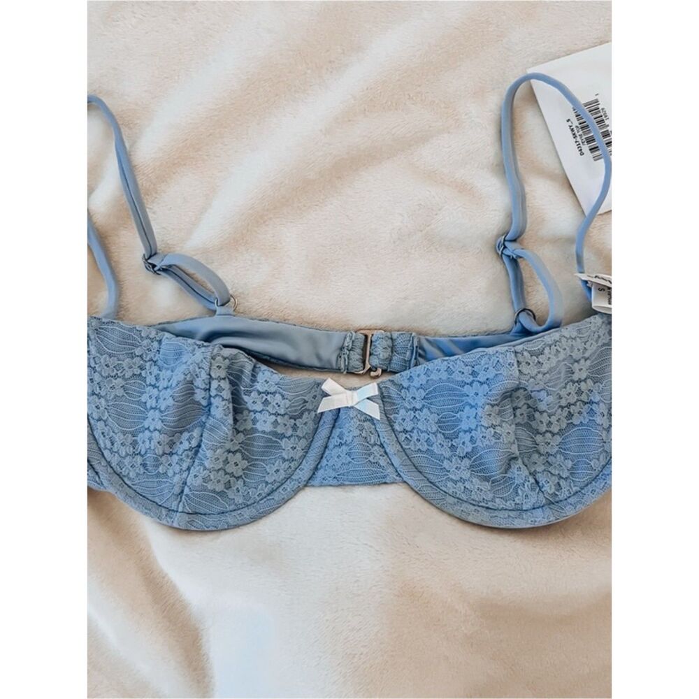 dippin daisys feyre bikini top size small NWT